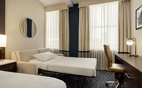 Fairfield Inn & Suites By Marriott New Orleans Downtown/french Quarter Area 3*